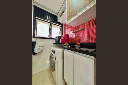 13_photo/94d1fe3b31.fc3dd66e670cc2a3-ATLAS-ea00c5ea-d7d4-4e8b-966d-bd6ed2729fcc.jpg de apartamento à venda com 3 quartos, 112m² em Barra Funda, Guarujá