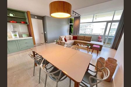 12_photo/94d1fe3b3b.f0f7dc6ef5e17e38-ATLAS-722f5930-5a87-4dfc-9f7b-0e4bcc6a5803.jpg de apartamento à venda com 3 quartos, 150m² em Centro, Guarujá