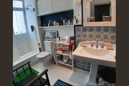 2_photo/94d1fe3c87.e759314831a0cb3d-ATLAS-098d0c36-5cb8-4bab-b8e3-846f9a177a59.jpg de apartamento à venda com 3 quartos, 170m² em Centro, Guarujá