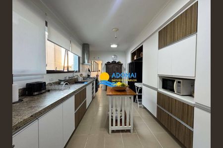 22_photo/94d1fe3c8b.ea979a45b844fc47-ATLAS-011a205f-3fc2-4ee7-9681-6f7f948067f5.jpg de apartamento à venda com 3 quartos, 220m² em Pitangueiras, Guarujá