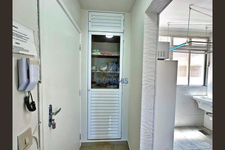 8_photo/94d1fe3ca5.7f9dba8b22f7facc-ATLAS-3effb207-7f6e-49e9-bd53-cc41c05dfc54.jpg de apartamento à venda com 1 quarto, 50m² em Barra Funda, Guarujá