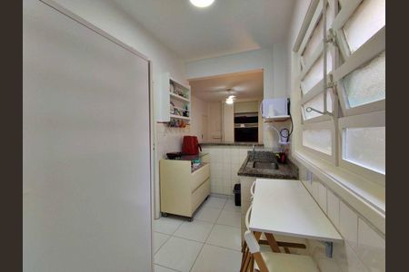 12_photo/94d1fe3ca7.c0cf794f774eb854-ATLAS-aa2d35c5-19e4-4c72-935e-7e9caa8fa2b7.jpg de kitnet/studio à venda com 1 quarto, 38m² em Centro, Guarujá