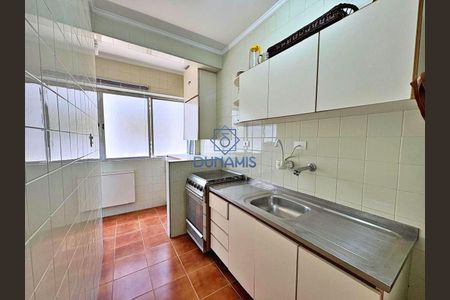 4_photo/94d1fe3cd5.8e6599daf82fb866-ATLAS-55529bcc-99fe-4dcf-89ab-3eecf81bf9b0.jpg de apartamento à venda com 1 quarto, 50m² em Centro, Guarujá