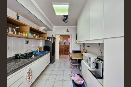 20_photo/94d1fe3cf7.81e36ab480c37d16-ATLAS-b07fcb8b-c1f4-4554-a5c7-bf9ec6a0f7ff.jpg de apartamento à venda com 2 quartos, 110m² em Centro, Guarujá