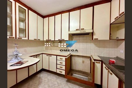 10_photo/94d1fe3d49.ec45c5915be217bb-ATLAS-dbe527ba-41fb-4c72-8e53-5cd54b73b8d2.jpg de casa à venda com 3 quartos, 180m² em Barra Funda, Guarujá