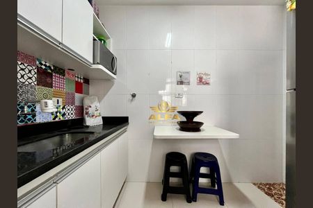 8_photo/94d1fe3d6d.8a78a7cac9598076-ATLAS-454dd25e-e2fa-4a21-860c-405ecdef71e2.jpg de apartamento à venda com 1 quarto, 50m² em Centro, Guarujá