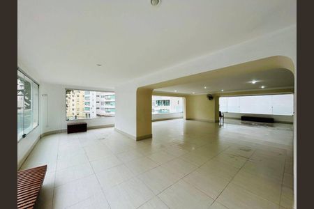 4_photo/94d1fe3d87.5cac7ca0a41aedc4-ATLAS-2809d2fe-a9d8-442a-a9ad-6e724f73bc79.jpg de apartamento à venda com 2 quartos, 95m² em Barra Funda, Guarujá