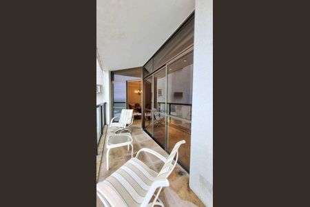 6_photo/94d1fe3da3.47de0fc079705446-ATLAS-759b4bcd-b154-4c90-837c-b3c0de12e8b2.jpg de apartamento à venda com 4 quartos, 220m² em Centro, Guarujá