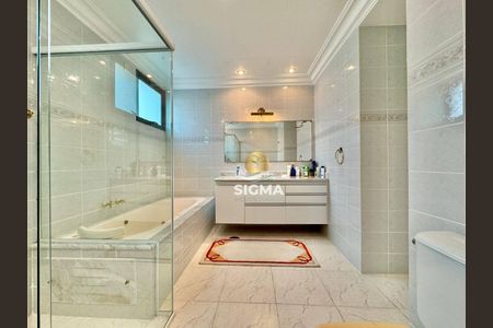 12_photo/94d1fe3da3.b9c2b79e9b25e347-ATLAS-58d925cc-efc2-49db-baea-ffdf5f3605c7.jpg de apartamento à venda com 4 quartos, 200m² em Centro, Guarujá