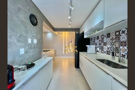 29_photo/94d1fe41d1.f70de3ffcfc14d70-ATLAS-ece53556-2659-41cc-86f5-8c98132b6df5.jpg de apartamento à venda com 2 quartos, 88m² em Jardim Asturias, Guarujá