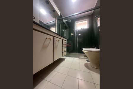 4_photo/94d1fe41db.4f48e483d4bcdc3b-ATLAS-1d62fa6e-15da-4fb9-bcf8-7bb51ba9f8d6.jpg de apartamento à venda com 3 quartos, 120m² em Jardim Asturias, Guarujá