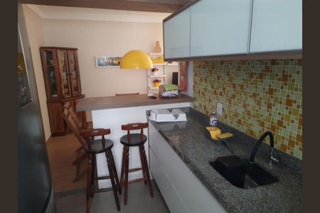 21_photo/94d1fe6ae7.8cbbc6e43ead3576-ATLAS-7b888ef4-812b-48a6-b789-4de4cdb3dfaa.jpg de apartamento à venda com 3 quartos, 100m² em Jardim Las Palmas, Guarujá