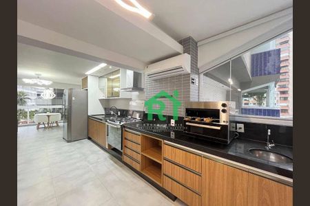 3_photo/94d1fe6ae7.a110d6bc7b5303da-ATLAS-b6ffd0ff-cefb-4436-8ed4-e5d7f9230bcc.jpg de apartamento à venda com 3 quartos, 146m² em Jardim Las Palmas, Guarujá