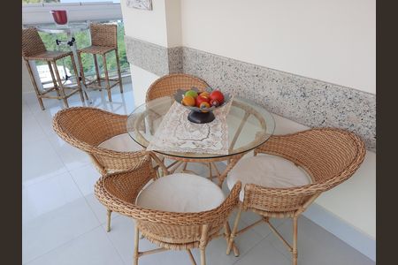 41_photo/94d1fe6aeb.8cdf125b31d61fa3-ATLAS-a1d4fedb-7e02-463d-aa59-867155b235f8.jpg de apartamento à venda com 3 quartos, 100m² em Jardim Las Palmas, Guarujá