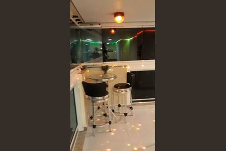 43_photo/94d1fe6aeb.8cdf125b31d61fa3-ATLAS-caf34c83-a72f-4c09-9c84-2be5e1dc83e3.jpg de apartamento à venda com 3 quartos, 100m² em Jardim Las Palmas, Guarujá