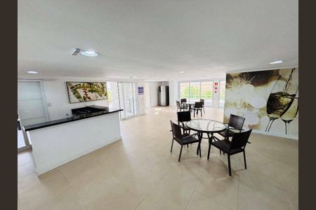 4_photo/94d1fe6aed.c545b9bbdc6d44b8-ATLAS-1fb18bf9-f94b-40a0-a2a2-5e3ca8cd6967.jpg de apartamento à venda com 3 quartos, 117m² em Jardim Asturias, Guarujá