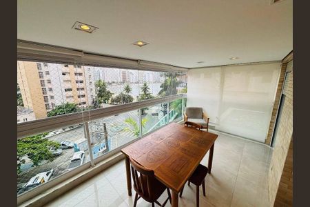 4_photo/94d1fe6aed.c545b9bbdc6d44b8-ATLAS-bc85f333-13da-4e73-a962-ffc21dc1253e.jpg de apartamento à venda com 3 quartos, 117m² em Jardim Asturias, Guarujá