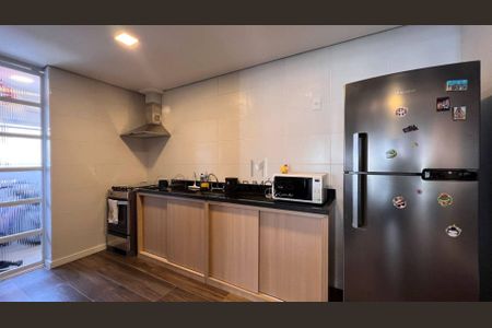 14_photo/94d1fe6aef.a5df844383b9f434-ATLAS-b2c68507-0f9e-4612-b85f-ed8c8cb51b7c.jpg de apartamento à venda com 2 quartos, 90m² em Jardim Asturias, Guarujá