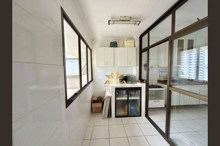 1_photo/94d1fe6b15.1af11772caa96ef3-ATLAS-14f02cc6-49cf-43a0-83d7-885ddd0d337d.jpg de apartamento à venda com 2 quartos, 100m² em Jardim Las Palmas, Guarujá