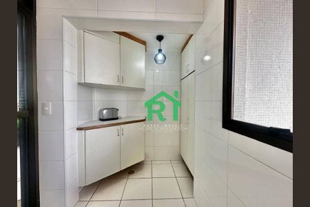 31_photo/94d1fe6b15.1af11772caa96ef3-ATLAS-829b4ae2-cb46-4776-b822-9cc4174ead3a.jpg de apartamento para alugar com 3 quartos, 116m² em Jardim Las Palmas, Guarujá