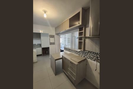 28_photo/94d1fe6b1f.2bd6c31d73845aaa-ATLAS-0233cee3-2d59-4a56-9541-c93c7cfba160.jpg de apartamento para alugar com 3 quartos, 85m² em Vila Alzira, Guarujá