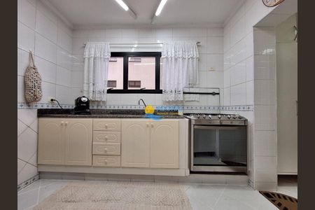 12_photo/94d1fe6b2d.be4a78a756df7159-ATLAS-73b9fb3a-d26a-4a8f-8191-419935629eff.jpg de apartamento à venda com 4 quartos, 180m² em Vila Alzira, Guarujá