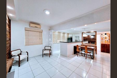 11_photo/94d1fe6b33.31c483fde2d770bb-ATLAS-bf8dd5b6-964b-416d-86e4-771af3efcb6c.jpg de apartamento à venda com 1 quarto, 48m² em Jardim Asturias, Guarujá