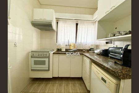 4_photo/94d1fe6b35.5a85c5bdfef41cf9-ATLAS-cd841345-d425-4988-ba87-35a6dfa45991.jpg de apartamento à venda com 3 quartos, 266m² em Vila Alzira, Guarujá