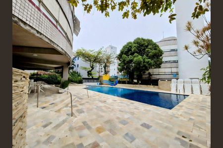 3_photo/94d1fe6c87.76bf8c00a94cc7c3-ATLAS-7eadbea4-a295-4a97-ae25-f0a6e5ec5b5b.jpg de apartamento à venda com 2 quartos, 65m² em Jardim Las Palmas, Guarujá