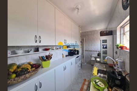 4_photo/94d1fe6c8b.f0d246bad4da1cd5-ATLAS-d79ad785-7089-468e-a192-7b687cb98e21.jpg de apartamento à venda com 3 quartos, 200m² em Jardim Las Palmas, Guarujá