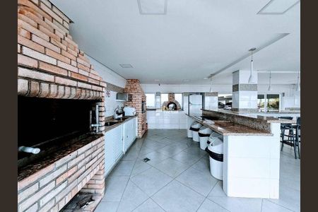 7_photo/94d1fe6c95.b82bf4b5399b09db-ATLAS-1aa1bd4e-d11d-423e-952b-14c037ce860a.jpg de apartamento à venda com 2 quartos, 65m² em Jardim Las Palmas, Guarujá