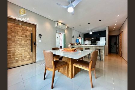 3_photo/94d1fe6caf.ecfdb1c80005701e-ATLAS-d55c99db-47ef-414b-90c2-32cd794d7dae.jpg de casa à venda com 2 quartos, 150m² em Jardim Las Palmas, Guarujá