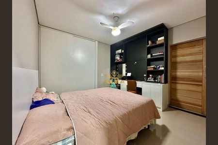 11_photo/94d1fe6cb5.6d9207bfaf0e2046-ATLAS-ed4d9c5d-13ae-4a25-81c1-c8163d3dfebc.jpg de casa à venda com 2 quartos, 150m² em Jardim Las Palmas, Guarujá