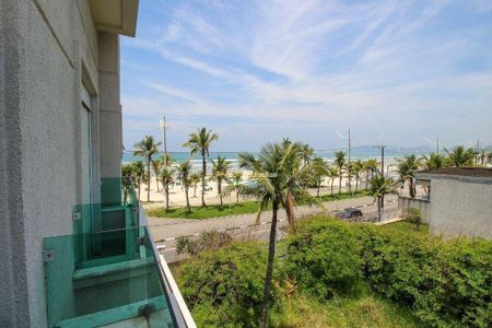 3_photo/94d1fe6cb5.90e10dff15e3094e-ATLAS-958918c2-dc0a-4fa5-a463-3b2f99a371c1.jpg de apartamento à venda com 3 quartos, 185m² em Jardim Las Palmas, Guarujá