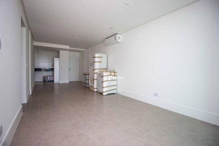 3_photo/94d1fe6cb5.90e10dff15e3094e-ATLAS-b43ff7cd-dbc8-44b1-8740-a8172e29cabe.jpg de apartamento à venda com 3 quartos, 185m² em Jardim Las Palmas, Guarujá