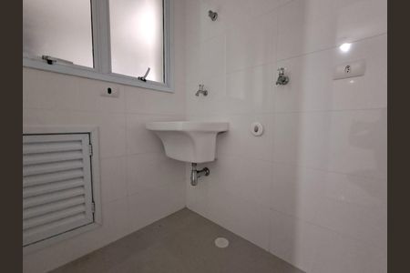 8_photo/94d1fe6cb5.b488eeffc7d0027d-ATLAS-bd99eb26-73dd-400d-9fd5-4a94dd81e377.jpg de apartamento à venda com 3 quartos, 110m² em Jardim Las Palmas, Guarujá