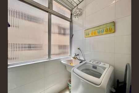 3_photo/94d1fe6cb9.1300cc2611e44dfd-ATLAS-42d3e2f7-c713-43fa-a8fc-743f529ae2e1.jpg de apartamento à venda com 1 quarto, 57m² em Jardim Las Palmas, Guarujá