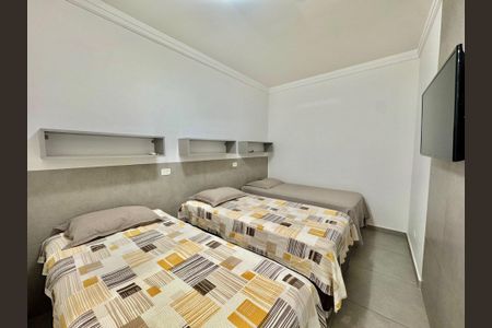 6_photo/94d1fe6cb9.f2ed236aecaa8a04-ATLAS-78cb8a58-9e42-43d2-ad6d-c14aa881371b.jpg de apartamento à venda com 1 quarto, 57m² em Jardim Las Palmas, Guarujá