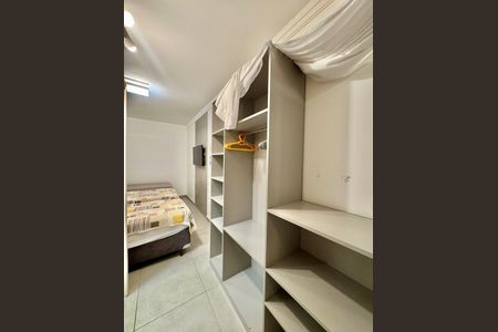 9_photo/94d1fe6cb9.f2ed236aecaa8a04-ATLAS-d964fca2-c91a-4cd7-a37f-2e806cbfe20c.jpg de apartamento à venda com 1 quarto, 57m² em Jardim Las Palmas, Guarujá