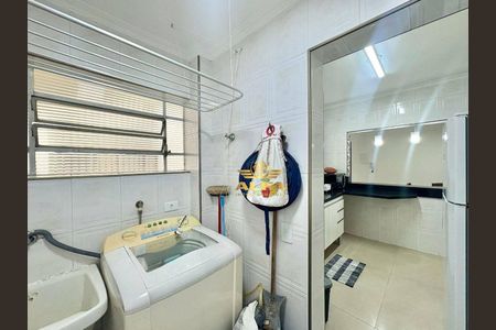 24_photo/94d1fe6cbd.75bc3b663a50347c-ATLAS-e20bad1f-a78a-459e-9f7a-28db1f23e23d.jpg de apartamento à venda com 1 quarto, 60m² em Jardim Las Palmas, Guarujá