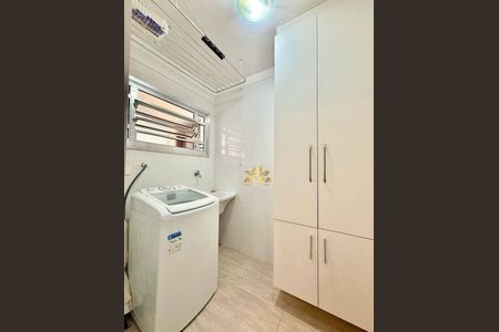 23_photo/94d1fe6cbd.f348c8852f19f3bd-ATLAS-9e3f4fc0-83fe-4d9b-866e-56b4d812d33d.jpg de apartamento à venda com 1 quarto, 60m² em Jardim Las Palmas, Guarujá