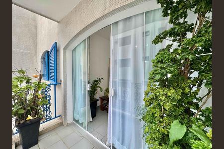 8_photo/94d1fe6cc5.4f01e810a805cb87-ATLAS-7eb7a229-bcde-4e7a-9e4a-3a2a21a8c078.jpg de apartamento à venda com 3 quartos, 97m² em Jardim Las Palmas, Guarujá