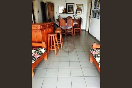 9_photo/94d1fe6cd9.bbf55fded6bb94e4-ATLAS-518e083d-f913-4bea-9372-b4ecdd7f86ac.jpg de apartamento à venda com 4 quartos, 220m² em Jardim Las Palmas, Guarujá