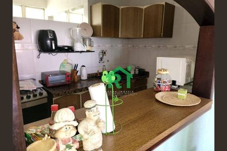 4_photo/94d1fe6cdf.b2f9a5c2a183f826-ATLAS-369e595d-b852-42f7-b509-b185f4fd5f20.jpg de apartamento à venda com 3 quartos, 100m² em Jardim Las Palmas, Guarujá