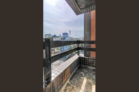 3_photo/94d1fe6ce3.1bbdc465cf26c254-ATLAS-d3fb5e6b-794b-403c-990f-c47c520bf7ee.jpg de apartamento à venda com 2 quartos, 92m² em Jardim Las Palmas, Guarujá