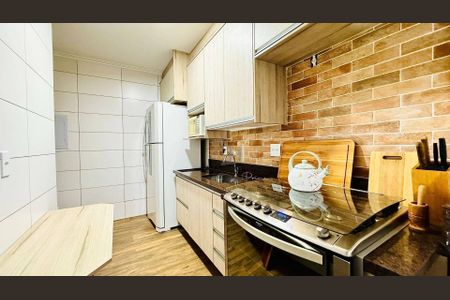 3_photo/94d1fe6ce9.76bf8c00a94cc7c3-ATLAS-27b82c17-7823-4398-a4e6-c08f8f1aeba1.jpg de apartamento à venda com 3 quartos, 70m² em Jardim Las Palmas, Guarujá