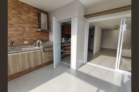 25_photo/94d1fe6cf1.d69b894f4740cd90-ATLAS-03e12146-df06-48a0-ba30-e61744335f82.jpg de apartamento à venda com 3 quartos, 121m² em Jardim Las Palmas, Guarujá