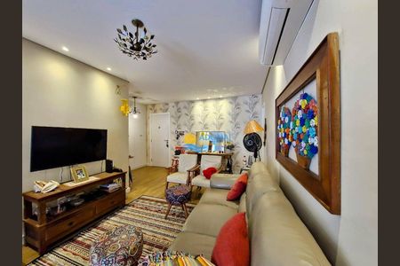 4_photo/94d1fe6cf1.fad8758b5e76fc78-ATLAS-5d4e4ce2-48f5-496d-8598-3f1c3d0c48c4.jpg de apartamento à venda com 3 quartos, 140m² em Jardim Las Palmas, Guarujá