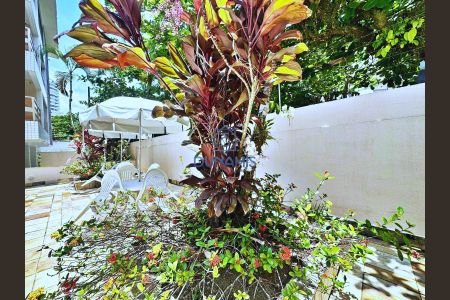 9_photo/94d1fe6d2b.7a69ff73eb43ff8d-ATLAS-80ffcd11-01ca-46fc-b087-52ec61f45af9.jpg de apartamento à venda com 1 quarto, 70m² em Jardim Las Palmas, Guarujá