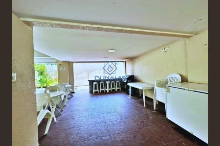 10_photo/94d1fe6d2b.7a69ff73eb43ff8d-ATLAS-8807a60d-17f7-41cd-aee5-7cc37ae9baa6.jpg de apartamento à venda com 1 quarto, 70m² em Jardim Las Palmas, Guarujá